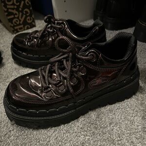 Sketchers platform sneakers